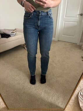 Current/Elliott Straight Leg Jeans in Indigo Blue